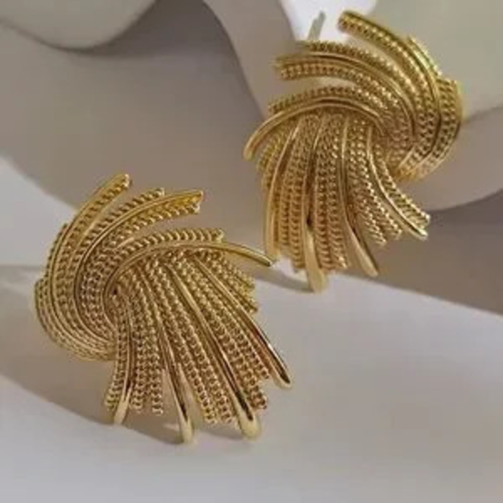 Elegant Gold-Tone Women's Earrings